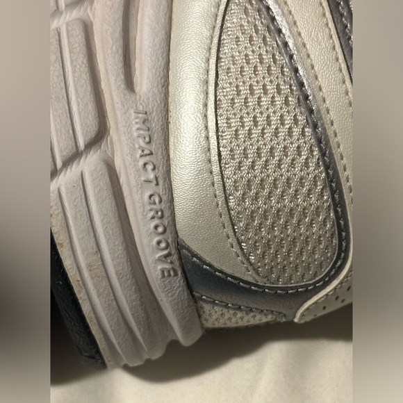 Nike women sneakers size 10 - Picture 6 of 12